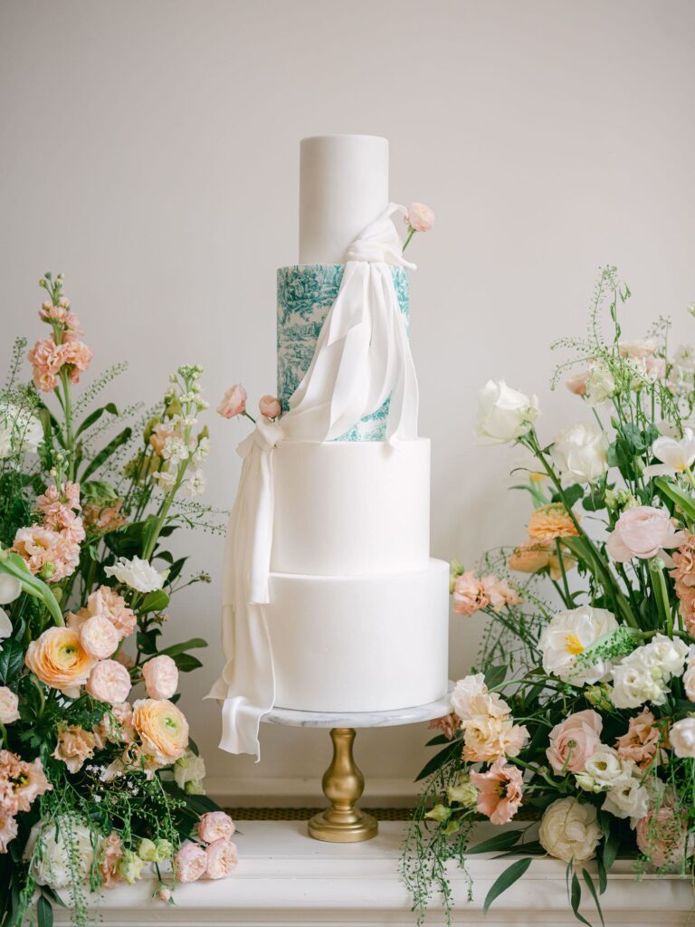 Château de Laurentie - gâteau de mariage